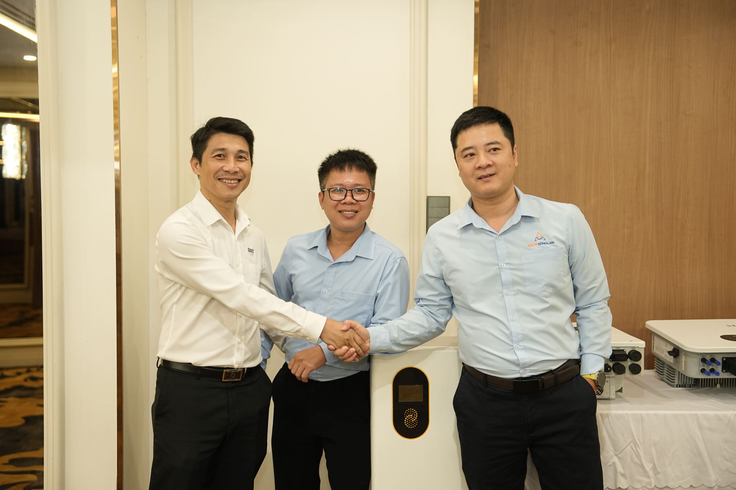 Solar Sông Lam giao lưu cùng đối tác tại Workshop DAT